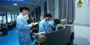 西安交通工程学院学子攻克半导体核心耗材难题 超薄电容切割刀片实现国产化突破